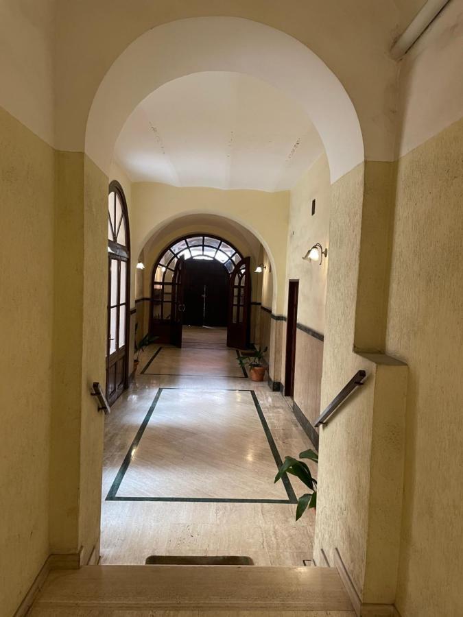 Elegant Apt-Typical Roman Palazzina Pz Alessandria Ngoại thất bức ảnh