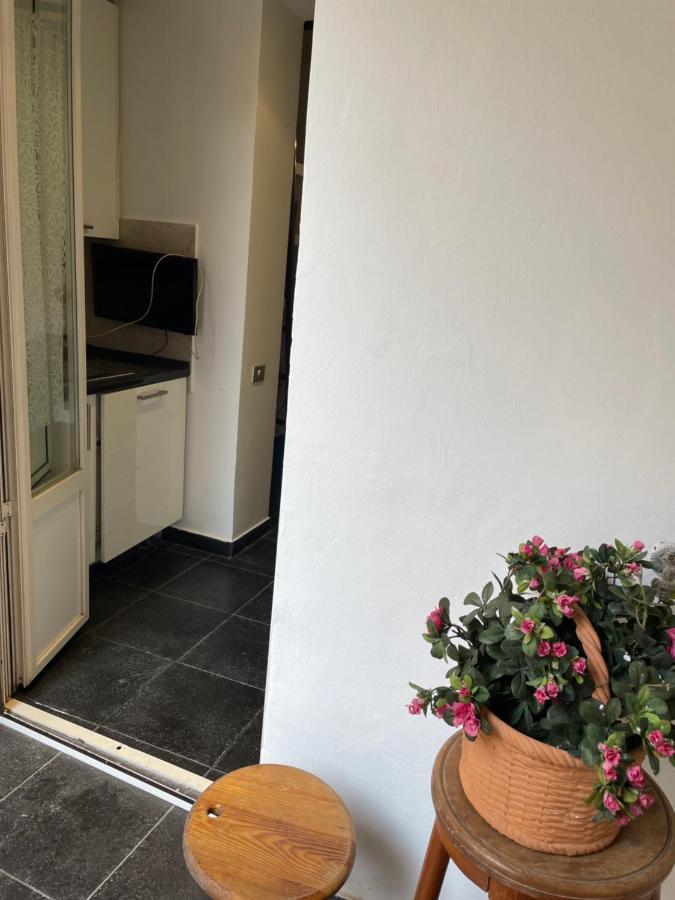 Elegant Apt-Typical Roman Palazzina Pz Alessandria Ngoại thất bức ảnh